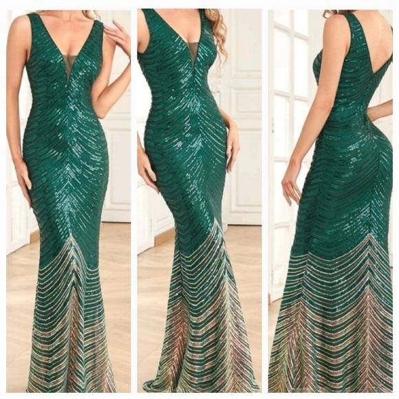 Green,  Chevron,  Sleeveless, Backless, V Neck, Sequined and Mesh Mermaid Gown - Picture 1 of 16